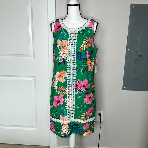 Eliza J Dresses & Skirts - Eliza J Floral Mini Dress NWT